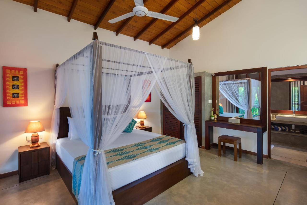 Ballarat Luxury Villa - Hikkaduwa Esterno foto